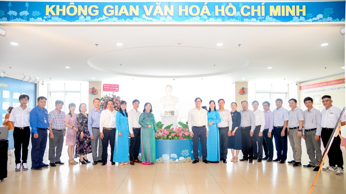 Đảng ủy UFM tổ chức lễ kỷ niệm 133 năm ngày sinh của Chủ tịch Hồ Chí Minh và sơ kết 02 năm thực hiện kết luận 01 của Bộ Chính trị về tiếp tục thực hiện chỉ thị 05
